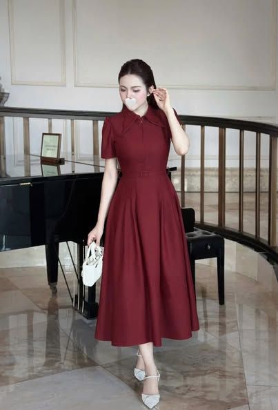 KS1376 - ĐẦM DÁNG DÀI (KÈM TAG) - MÀU ĐỎ ĐÔ