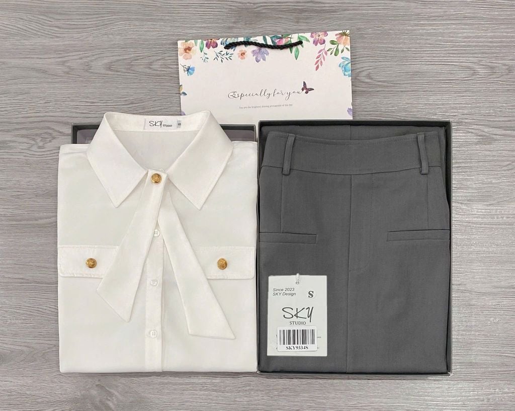 SKY9334 - SET CÔNG SỞ SƠMI TRẮNG + VÁY DÀI XÁM