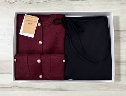 VGU1645 - SET ÁO LEN ĐỎ + CHÂN VÁY DÀI ĐEN