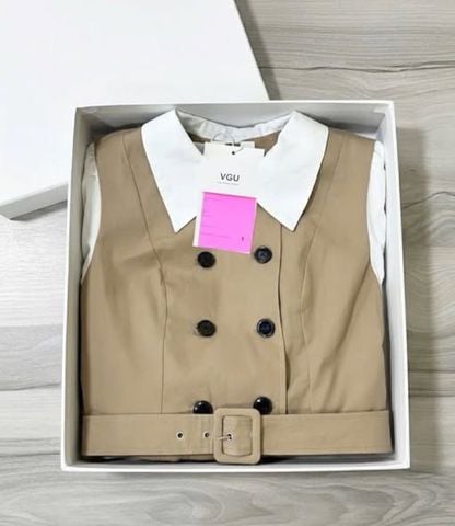 VGU1699 - ĐẦM NGẮN NÂU PHỐI SƠMI (KÈM NỊT)