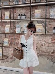 SHE4689 - SET ÁO GILE PHỐI NÚT, CHÂN VÁY NGẮN TẦNG (TRẮNG)