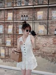 SHE4689 - SET ÁO GILE PHỐI NÚT, CHÂN VÁY NGẮN TẦNG (TRẮNG)