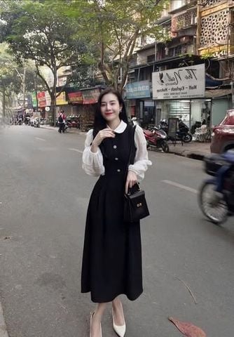 TB9478 - ĐẦM DÀI ĐEN CỔ SEN PHỐI