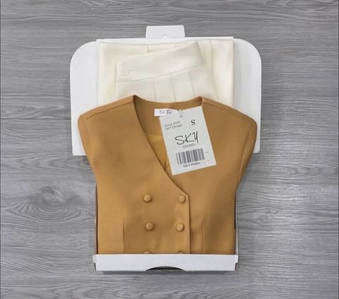 SKY9500 - SET ÁO NÚT BỌC, QUẦN DÀI KEM