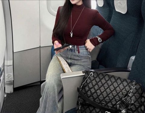 TB9572 - ÁO THUN CỔ LỌ TAY DÀI - ĐỎ ĐÔ (ÁO LẺ)