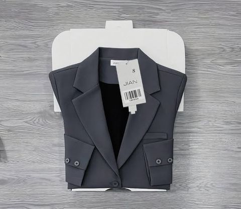 TB9454 - SET ÁO KHOÁC VEST, VÁY NGẮN XÁM (KHÔNG KÈM ÁO TRONG)