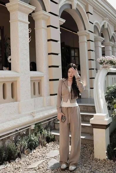 VGU1844 - SET ÁO KHOÁC + ÁO 3 LỖ + QUẦN DÀI (NÂU)