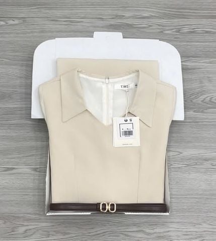 KS1529 - ĐẦM DÀI KEM PHỐI CỔ (KÈM NỊT)