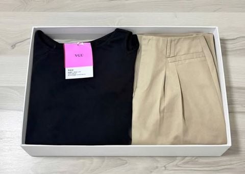 VGU1868 - SET ÁO THUN ĐEN XẺ VAI, QUẦN DÀI (KHÔNG KÈM NỊT)