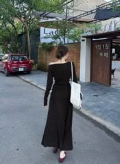 VGU1894 - SET TRỄ VAI TAY DÀI, VÁY (ĐEN)