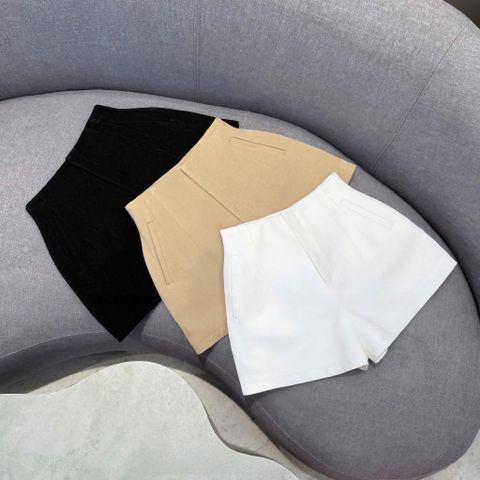 KS1571 - QUẦN SHORT TÚI XÉO (NÂU)