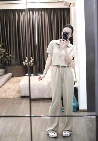 KS1587 - SET THỂ THAO TAY NGẮN PHỐI KHÓA CỔ (KEM)