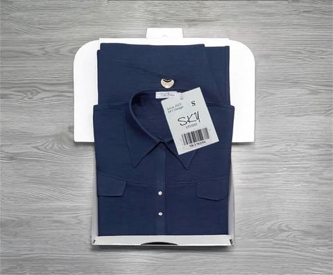 SKY9619 - SET ÁO SƠMI PHỐI, VÁY XẺ TÀ ĐÍNH TAG (XANH ĐEN)