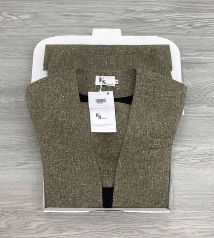 KS1585 - SET ÁO KHOÁC VEST, VÁY DÀI - KÈM ÁO ỐNG (XÁM)