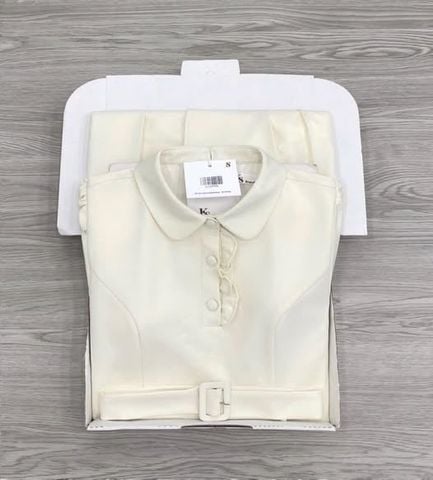 KS1599 - ĐẦM DÀI TÙNG XẾP LY - KÈM NỊT (KEM)