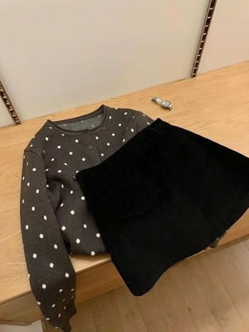 SHE4771 - C.VÁY NGẮN FORM A (ĐEN) - LẺ