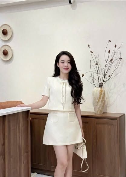 SKY5975 - SET NGẮN PHỐI NƠ (KEM)