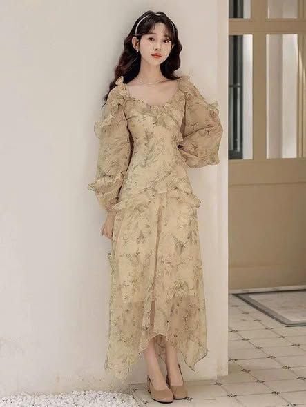 VGU2090 - ĐẦM DÀI HOA VIỀN BÈO (MÀU DA)