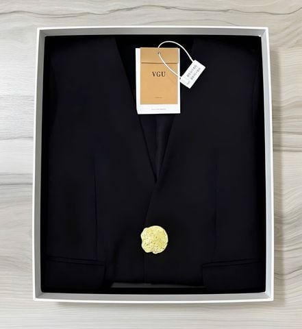 VGU2081 - ÁO KHOÁC PHOM VEST 1 NÚT CÀI CHARM- MÀU ĐEN