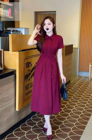 TQ1844 - ĐẦM DÀI CỔ SƠMI PHỐI DÂY HOA (ĐỎ)