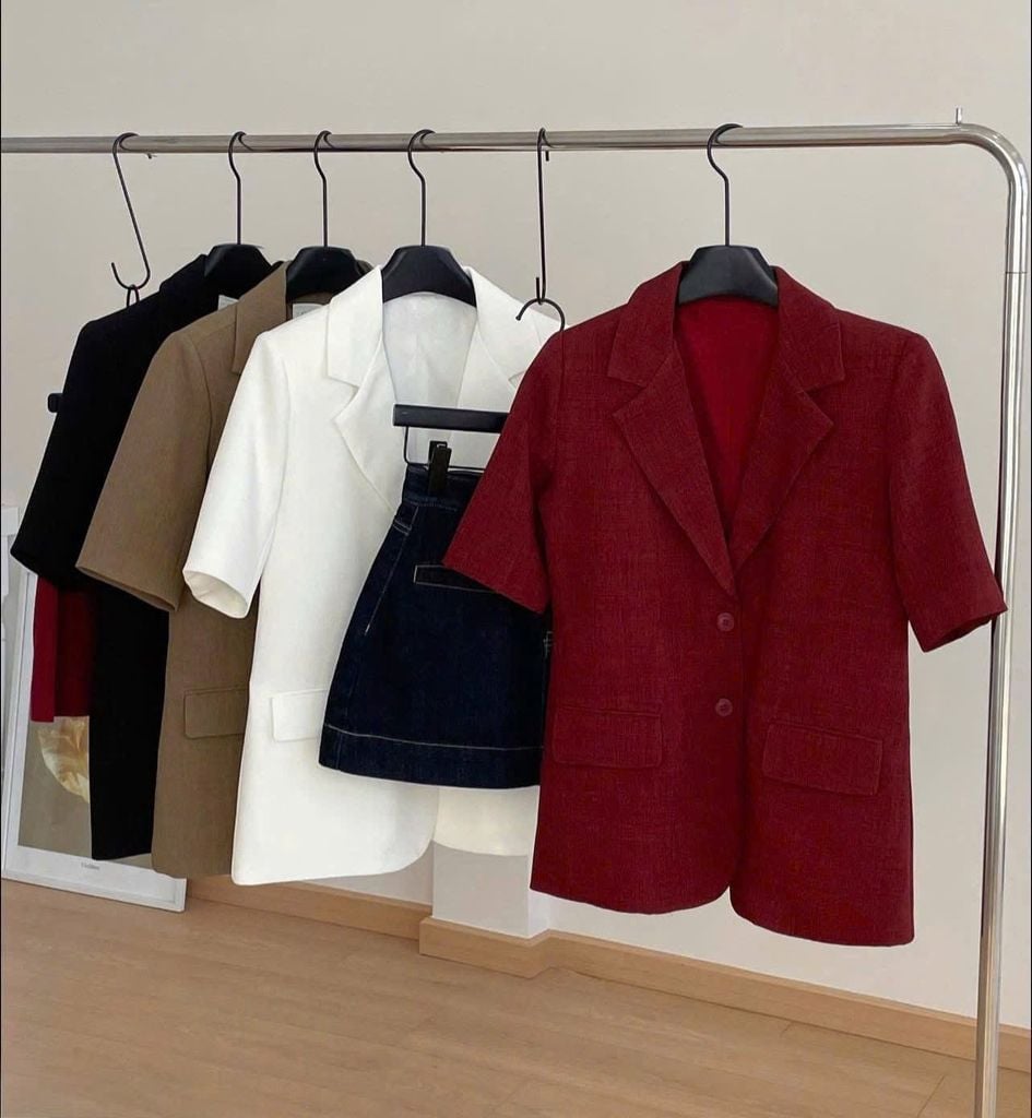 TB9847 - ÁO VEST TAY NGẮN 2NÚT (ĐEN)