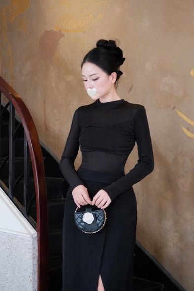 SKY9941 - SET ÁO BODY TAY DÀI, VÁY XẺ TÀ CAO (ĐEN)