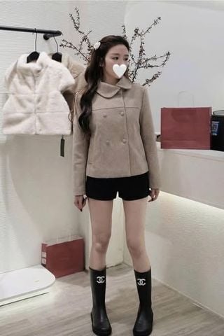 KS1823 - SET ÁO DẠ CỔ LỆCH (NÂU BE) - KÈM QUẦN SHORT ĐEN
