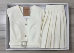 VGU2304 - SET ÁO KIỂU PHỐI DÂY EO, VÁY NGẮN XẾP LY (KEM)