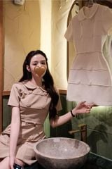 SHE4900 - ĐẦM NGẮN PHỐI NÚT BỌC NHỎ - MÀU NÂU ( NHẬN ẢNH SÀN)