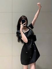 KS1845 - ĐẦM NGẮN CỔ VUÔNG ĐÍNH ĐÁ (ĐEN)