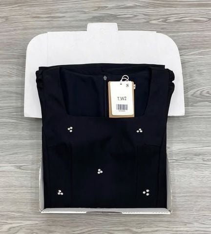 KS1845 - ĐẦM NGẮN CỔ VUÔNG ĐÍNH ĐÁ (ĐEN)