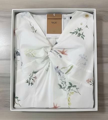 VGU2339 - ĐẦM HOA CỔ V XẾP LY NGỰC