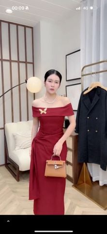 SKY9638 ĐẦM BẸT VAI KÈM TAG BƯỚM (KEM )