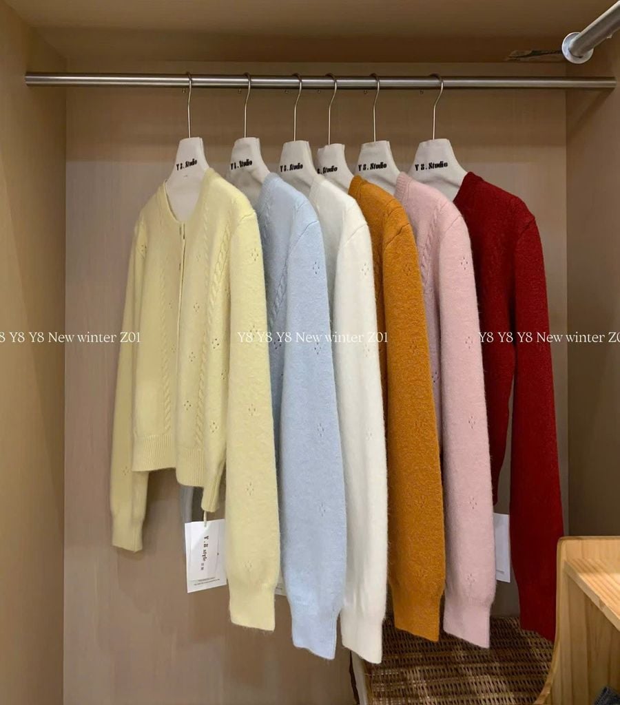 LEN5460 KHOÁC LEN NÚT MÀU (VÀNG) 201