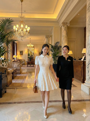 AHA029 Đầm chấm bi cổ bèo