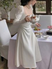 VGU1618 ĐẦM TAY DÀI TK NHÚNG EO (TRẮNG)