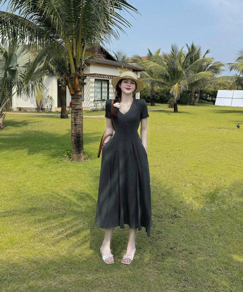 KS0936 - ĐẦM THUN BORIP COTTON CỔ TIM DÀI XÁM