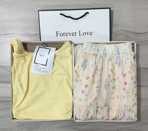 VGU0568 - SET ÁO VÀNG TRỄ VAI - CHÂN VÁY HOA MÙA HÈ
