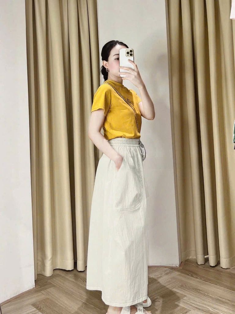 TB8615 - SET ÁO THUN VÀNG - CHÂN VÁY DÀI PHỐI TÚI