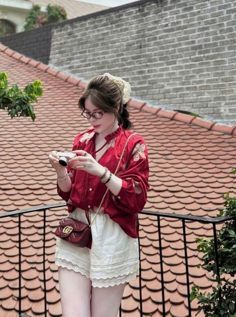 TB5764 - SET ÁO ĐỎ TAY DÀI- QUẦN VIỀN REN KEM