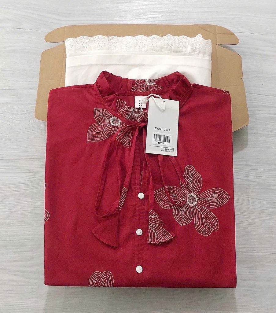 TB5764 - SET ÁO ĐỎ TAY DÀI- QUẦN VIỀN REN KEM