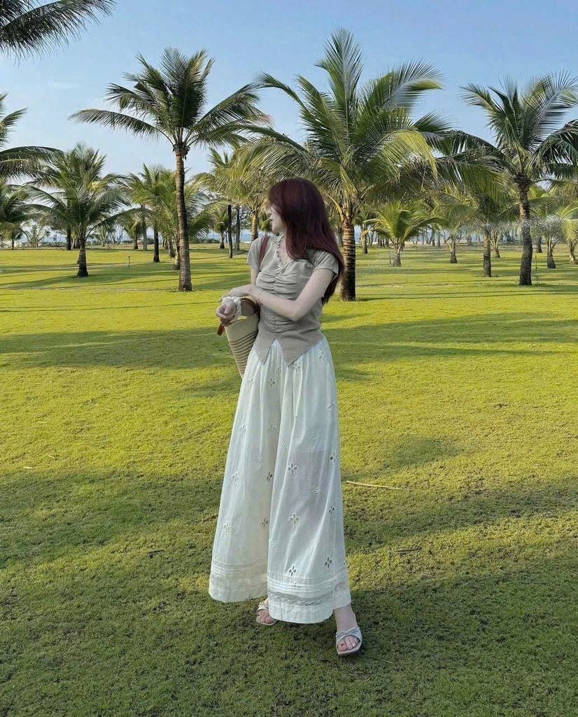 SKY8672 - SET ÁO THUN XÁM VIỀN CỔ REN - QUẦN ỐNG RỘNG