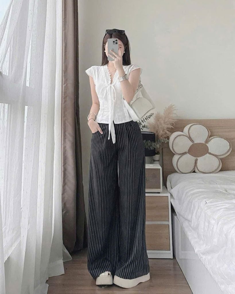 KS1010 - SET ÁO KATE THÊU - QUẦN JEAN DENIM