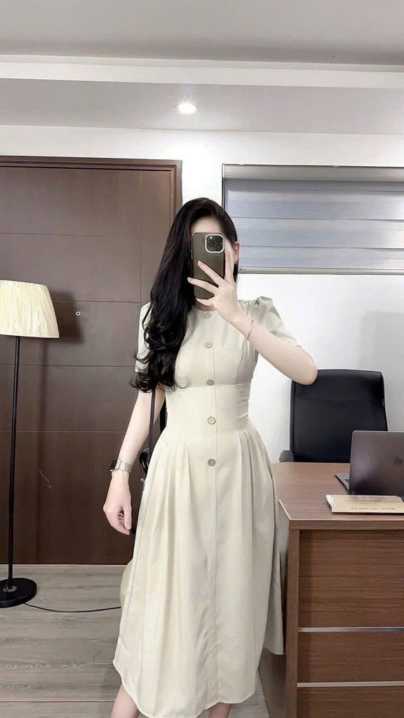 TQ4431 - ĐẦM CỔ TRÒN PHỐI NÚT