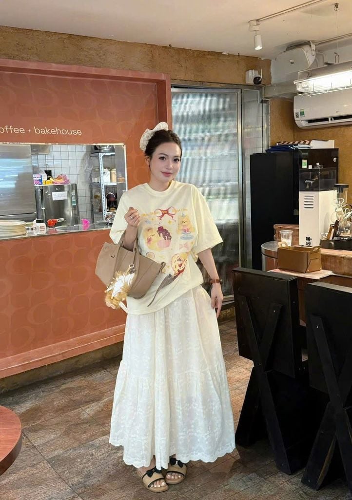 TB8756 - SET ÁO THUN IN BEAR - CHÂN VÁY THÊU