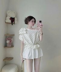 KS1061 - SET ÁO CHẤM BI LỆCH VAI ĐÍNH NƠ - CHÂN VÁY NGẮN
