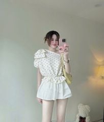 KS1061 - SET ÁO CHẤM BI LỆCH VAI ĐÍNH NƠ - CHÂN VÁY NGẮN