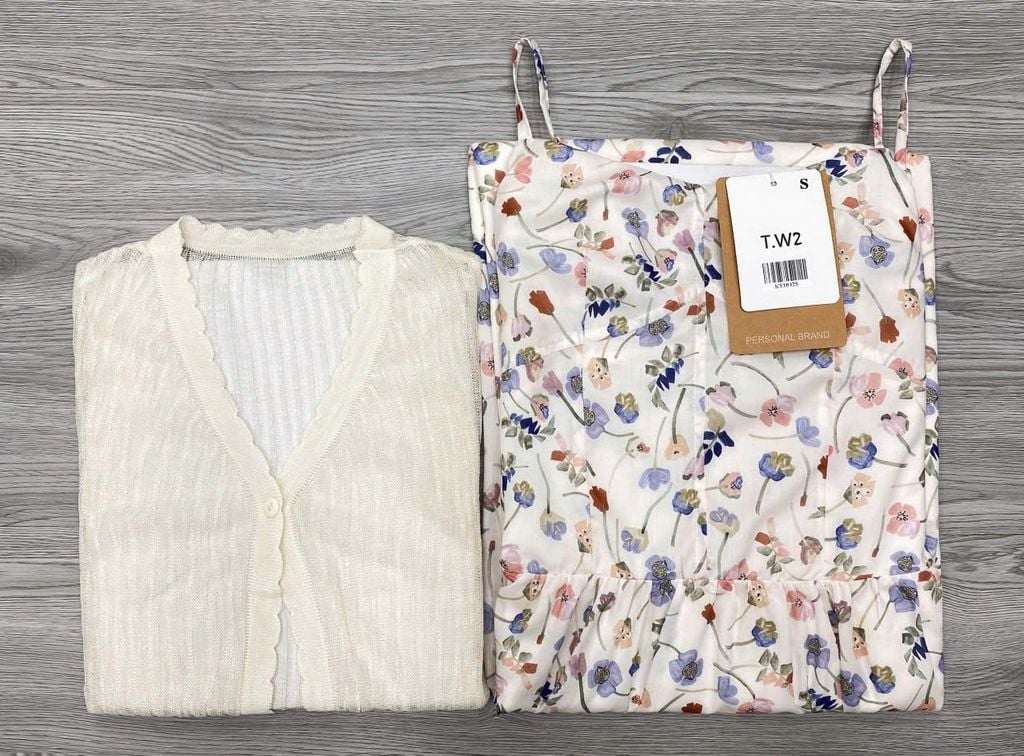 KS1042 - SET ĐẦM HOA + ÁO KHOÁC - MÀU KEM