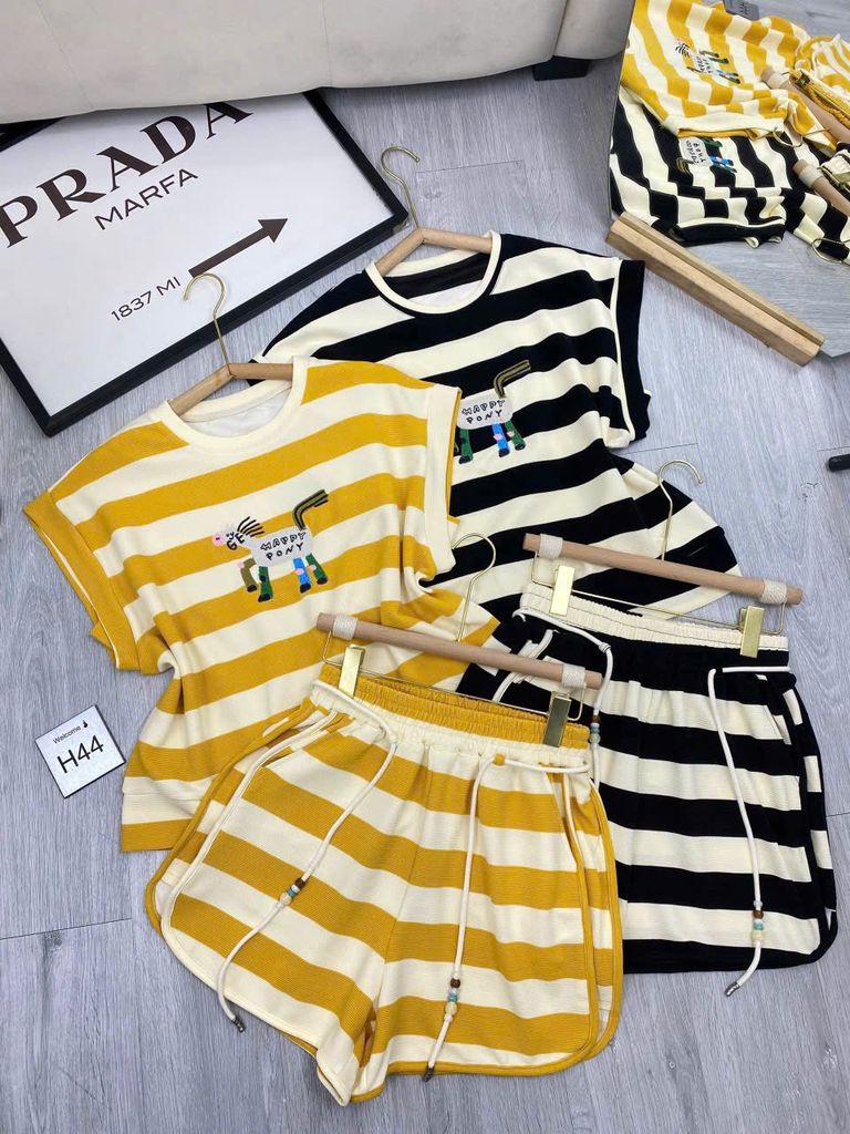 TB8794 - SET BỘ SỌC HAPPY PONY - MÀU ĐEN