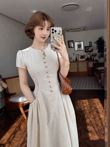 TB5786 - ĐẦM XÒE NÚT NGỰC CÓ TÚI - MÀU NÂU SỮA